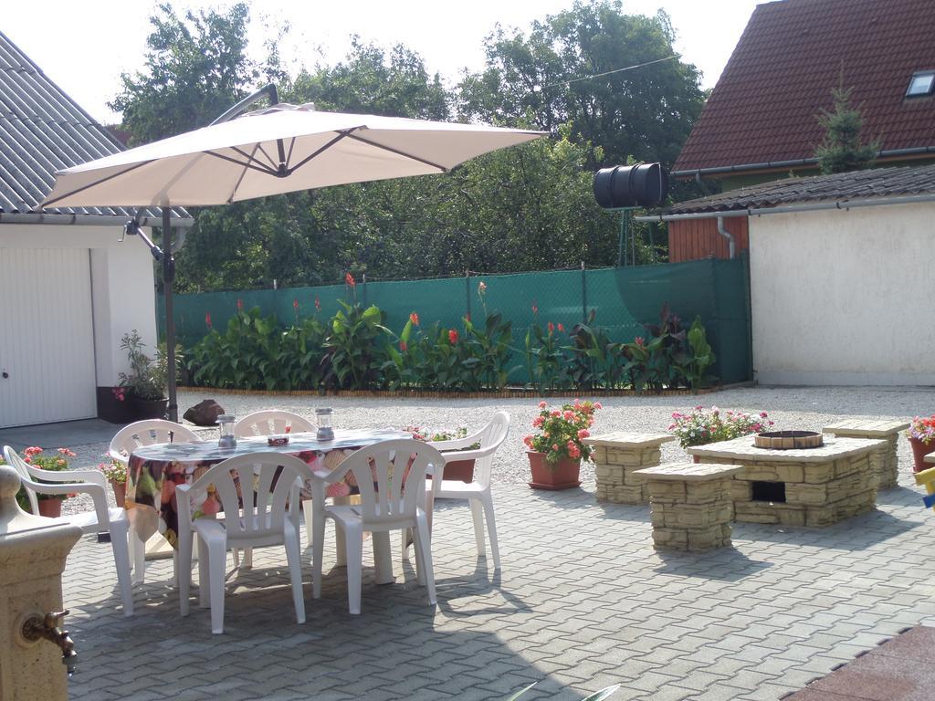 Kingaapartman Siófok Esterno foto