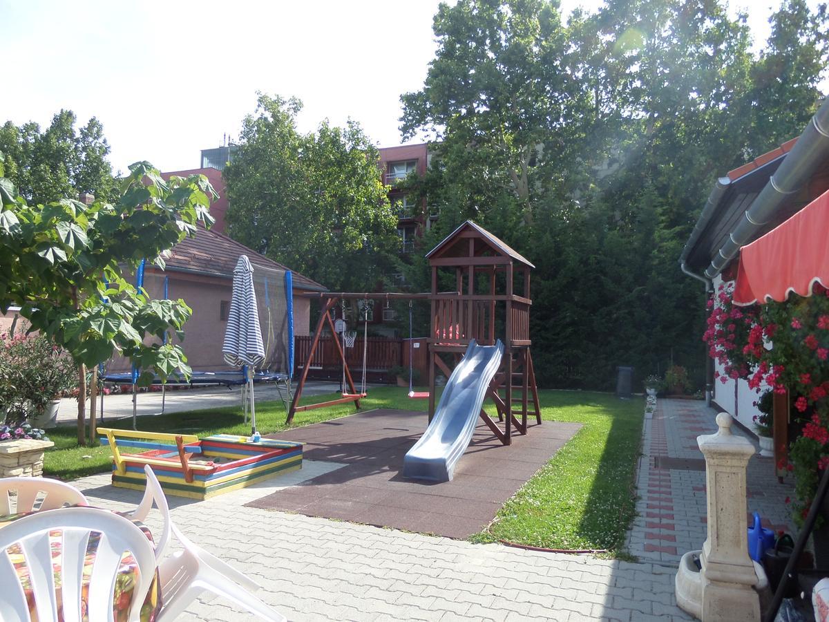 Kingaapartman Siófok Esterno foto